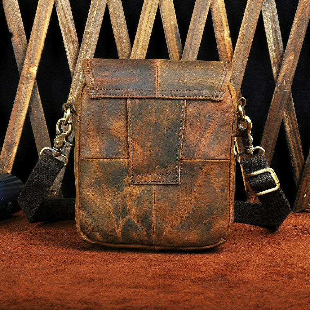 Zapopan Leather Messenger Pouch